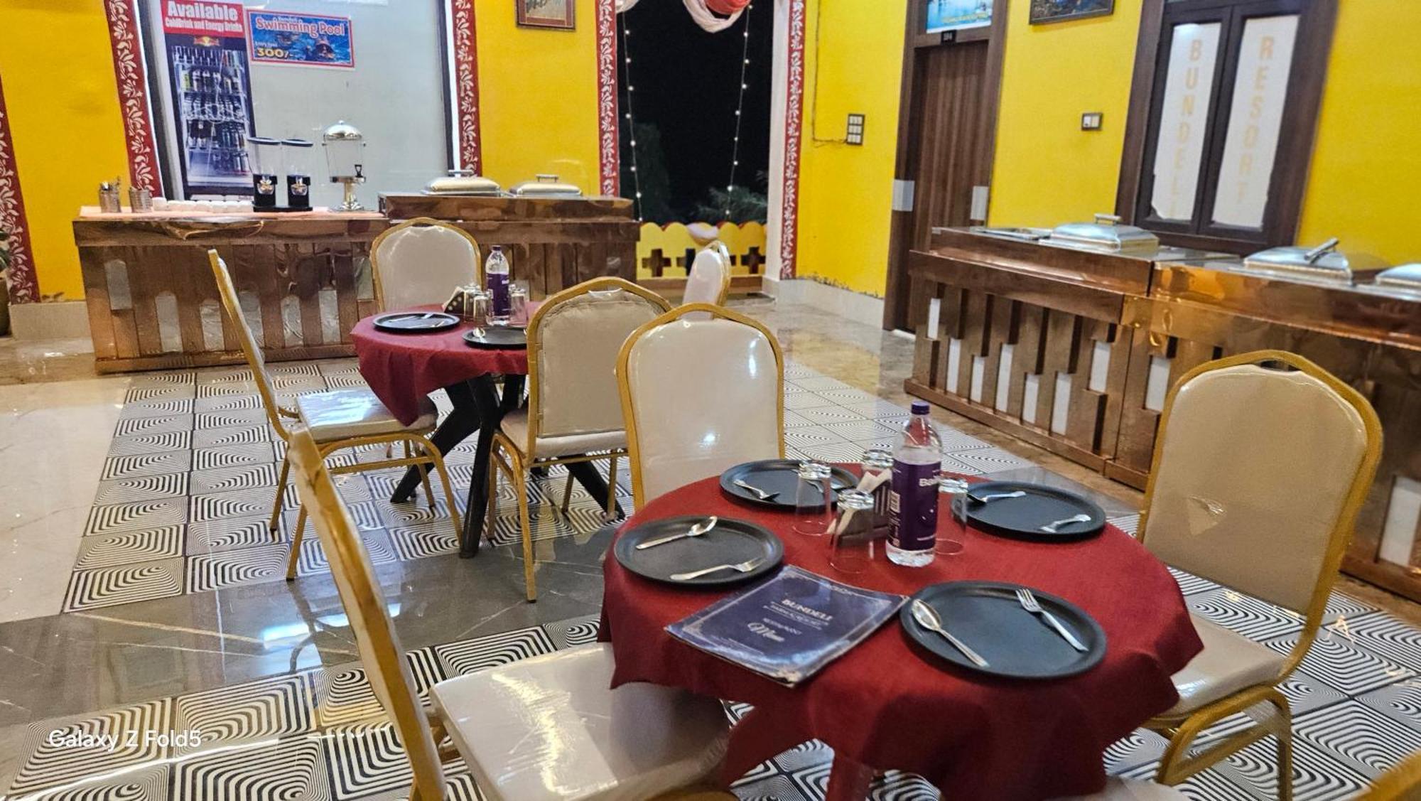Bundeli Farm Resort & Banquet Orchha Exterior photo